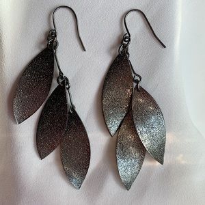Dark silver dangle earrings